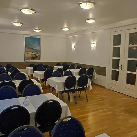 فندق مبيت وإفطار Polonia